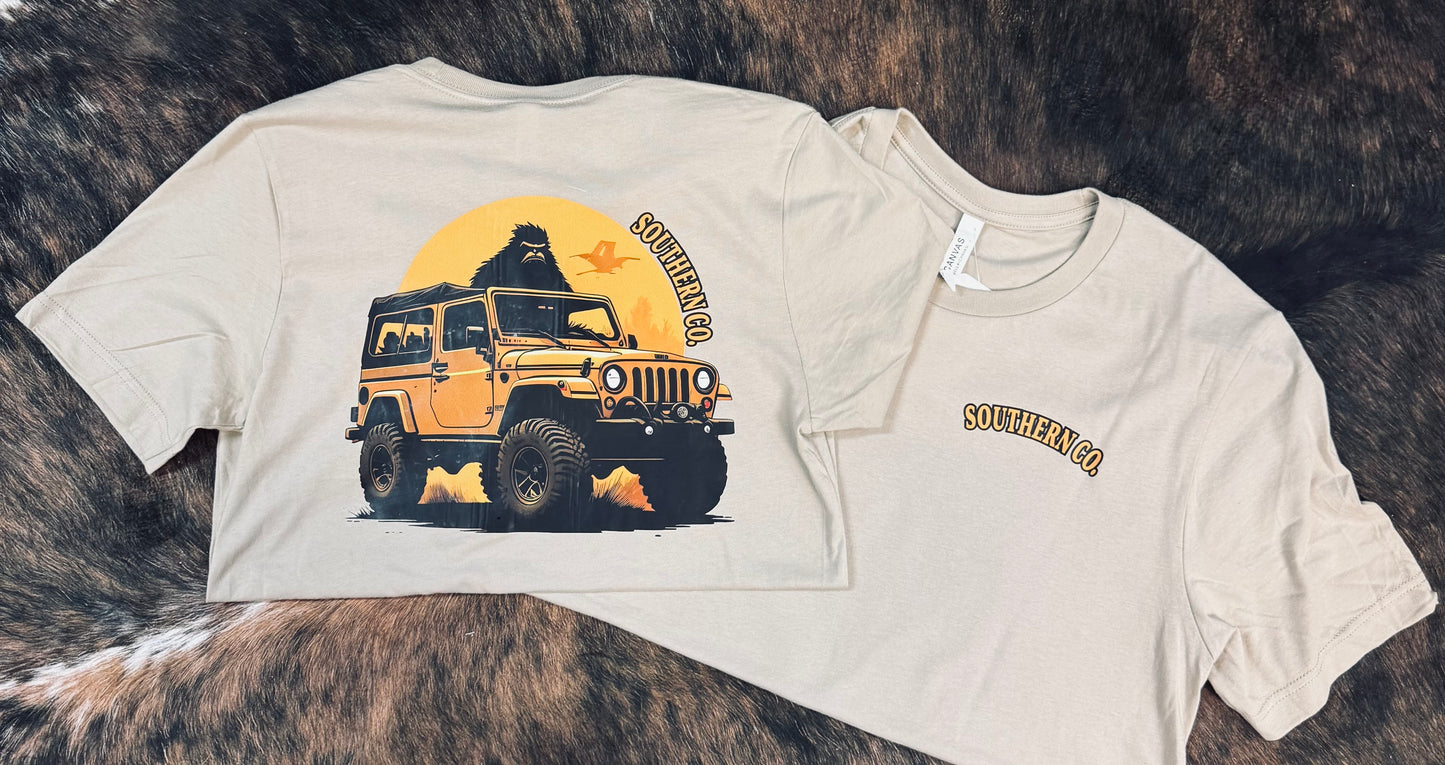Mens| Jeepin Squatch Tee