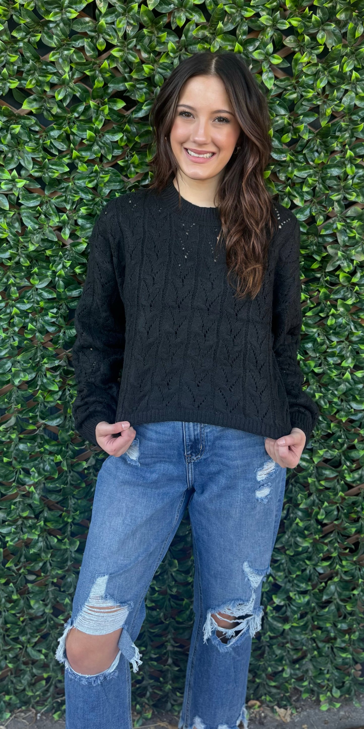 Black Cropped Knitted Sweater