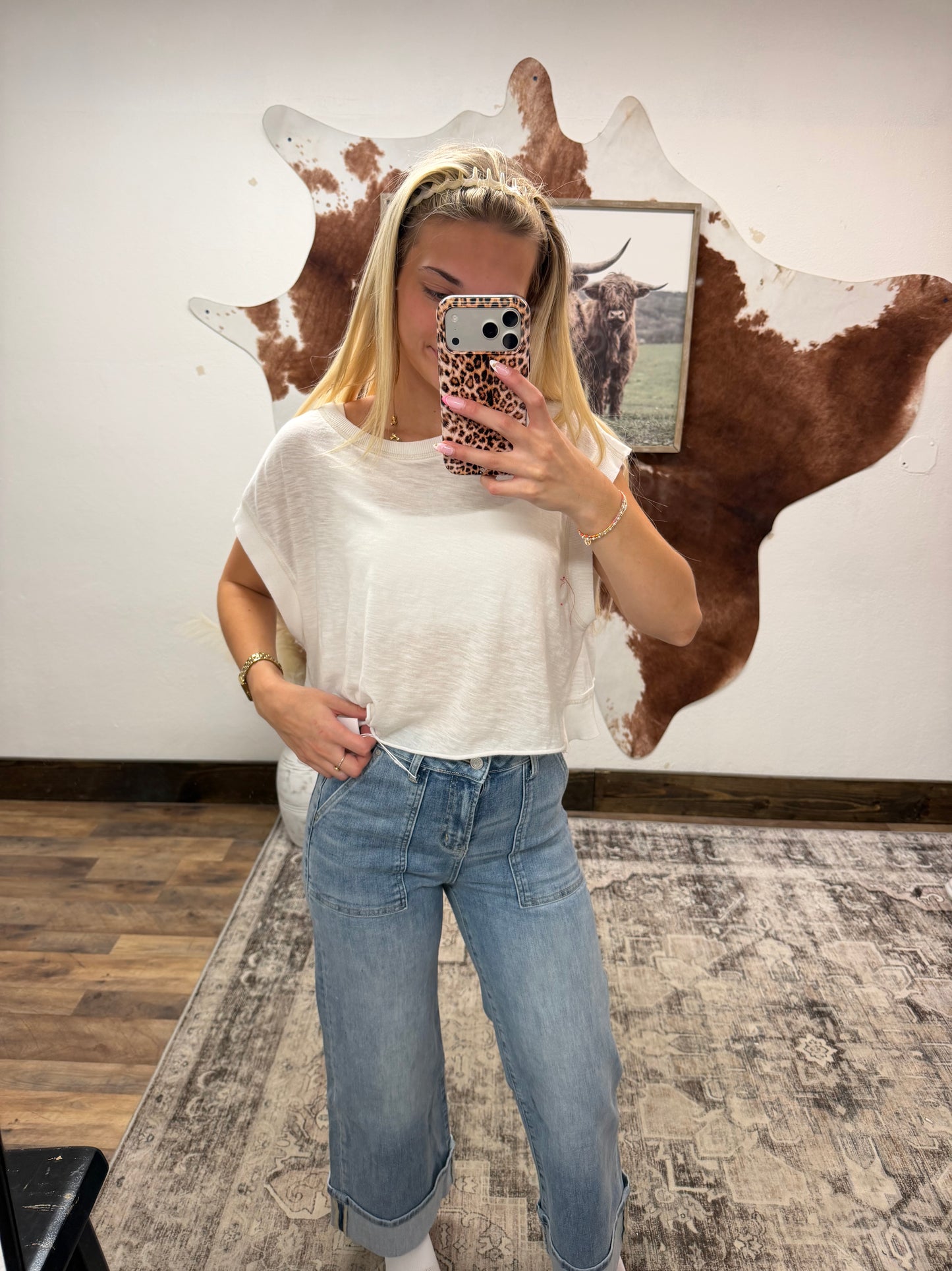Anniewear Cuffed Denim