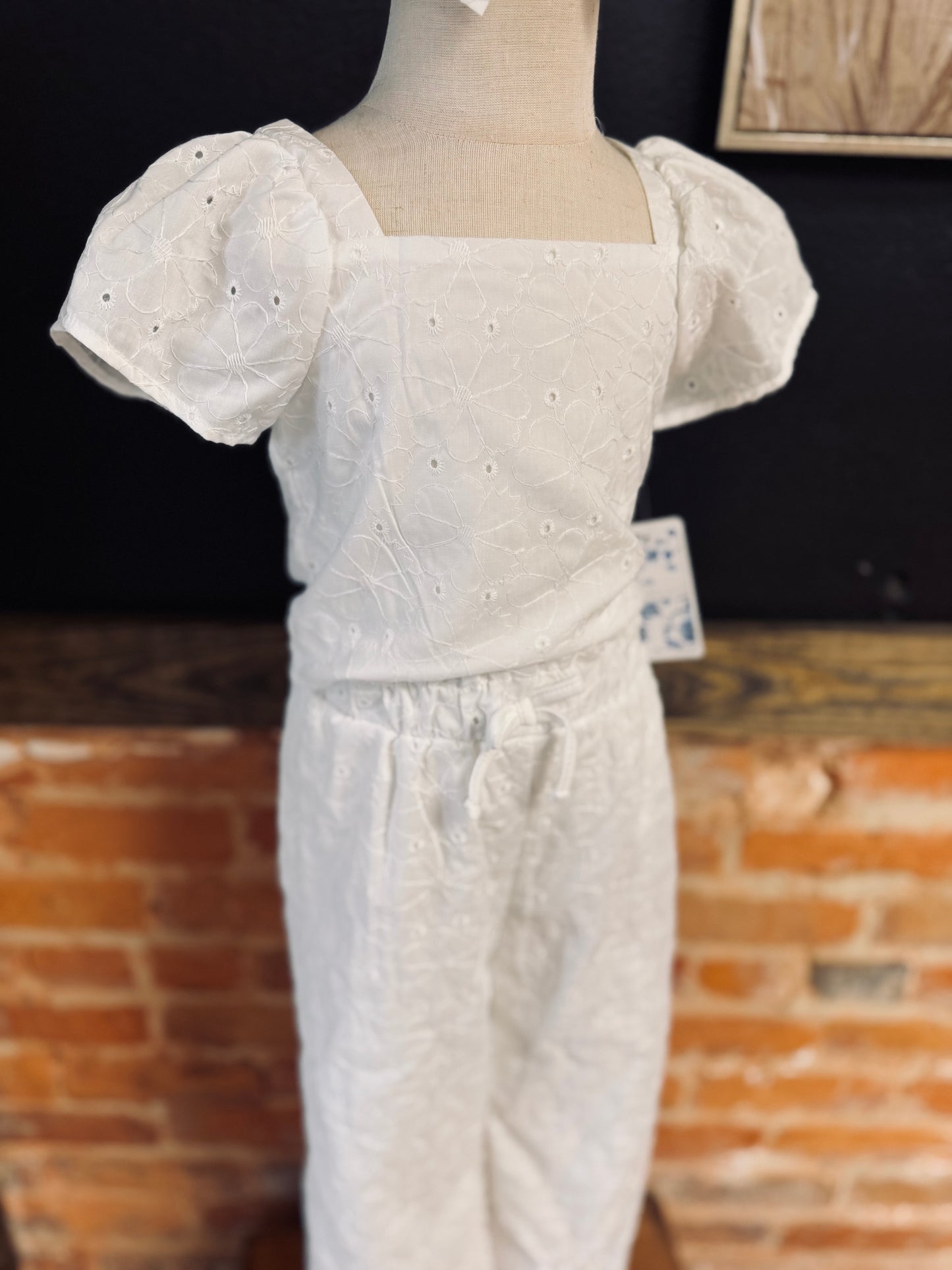 2 Piece White Set