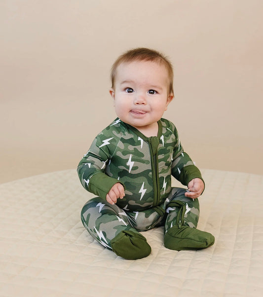 Green Lightening Camo Sleeper
