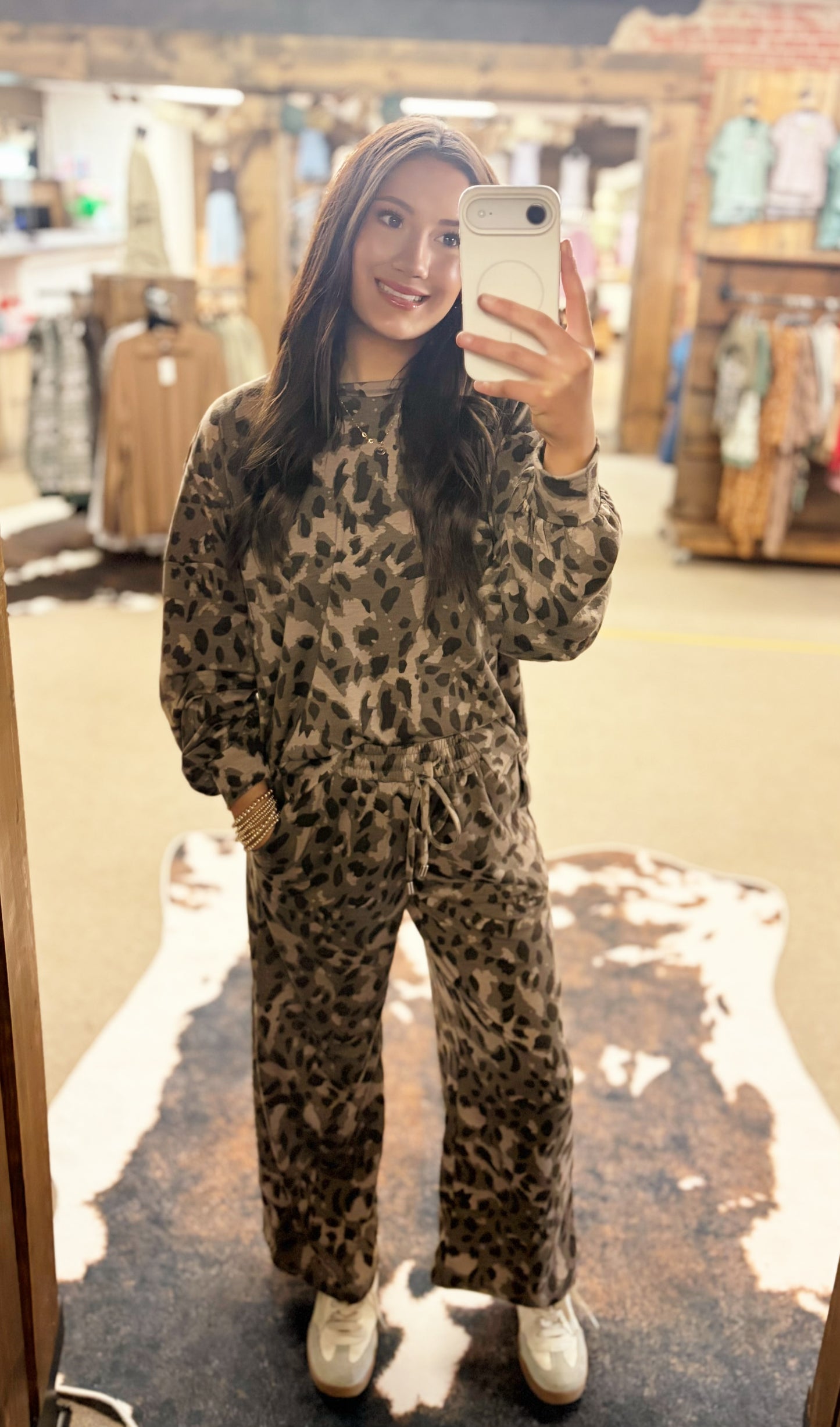 The Urban Leopard lounge set