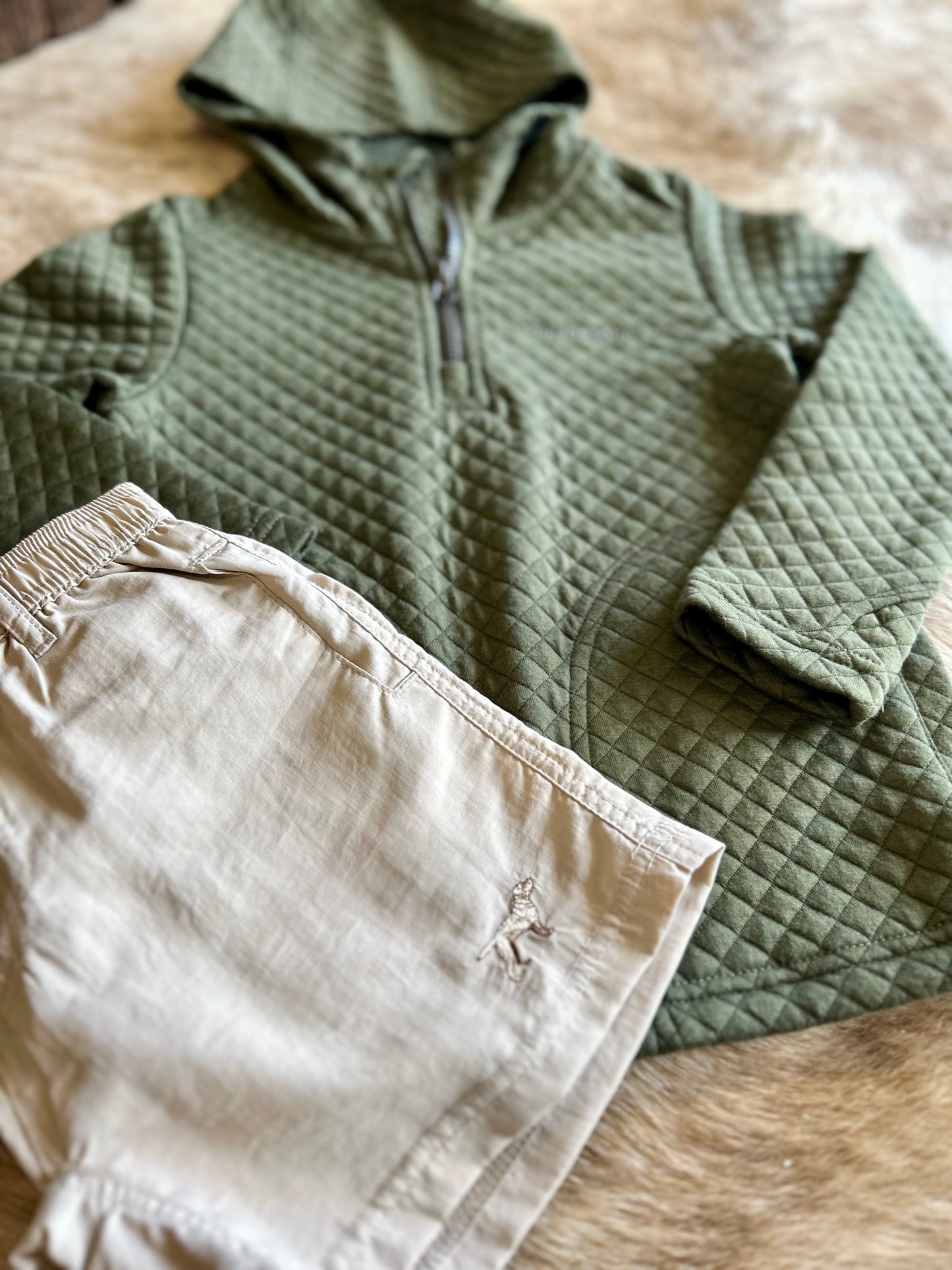 Boys Green Feildstone quilted hoodie