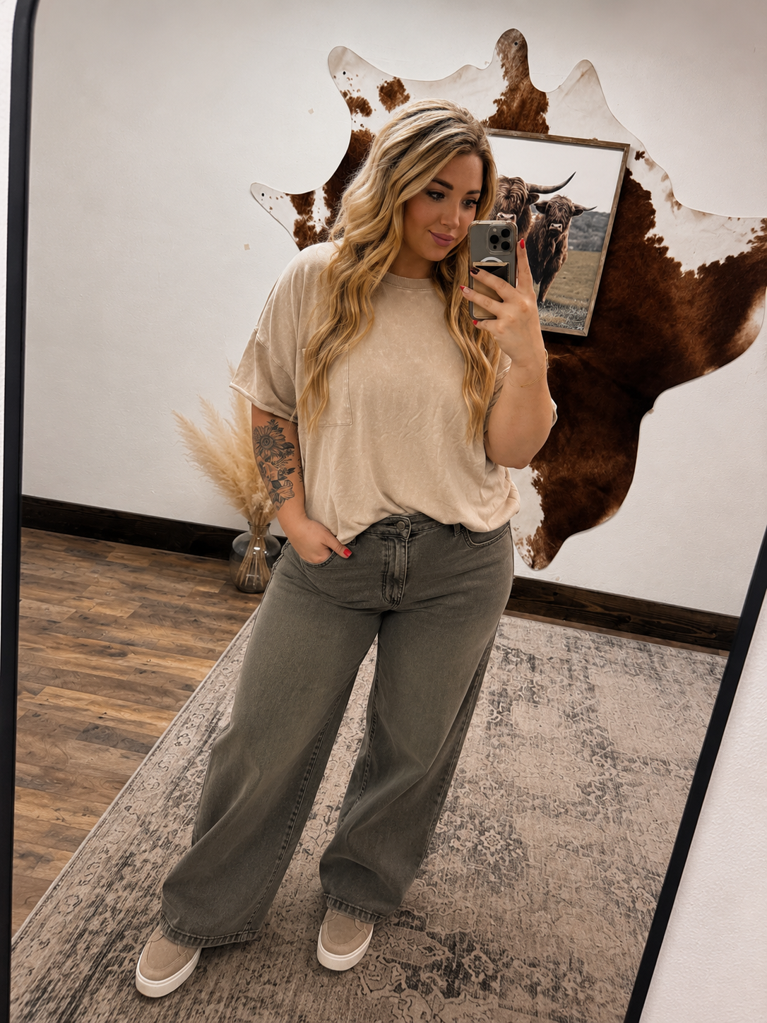 Curvy Mocha Acid Wash Tee