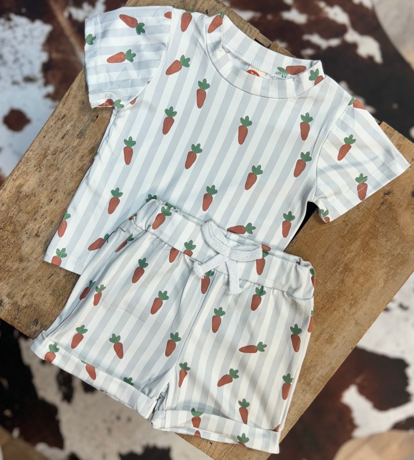 Carrot Shorts Set